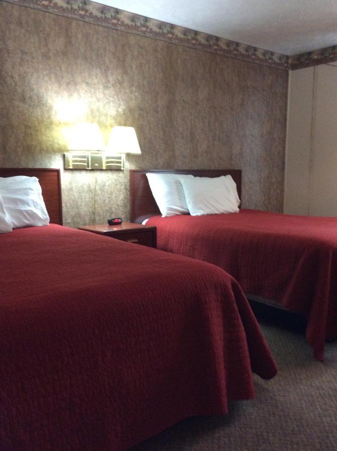 Sports Club Motel Wayne Esterno foto